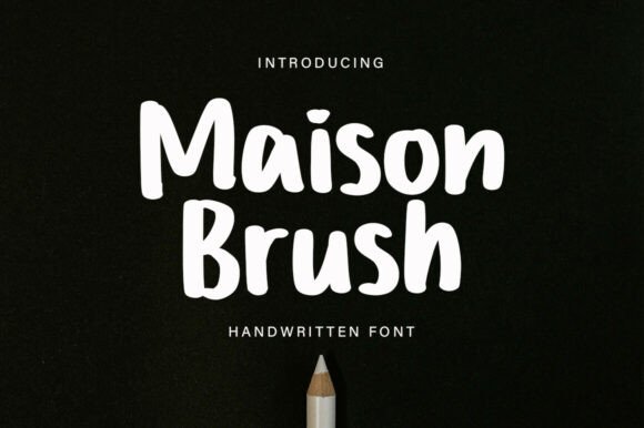 Maison Brush: A Bold Typeface for Editorial Design